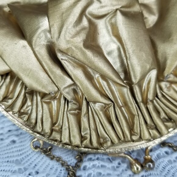 Vintage gold evening bag tiny 6" x 4.5" gold chain w/ kiss clasp pleated FLAW - Picture 11 of 12